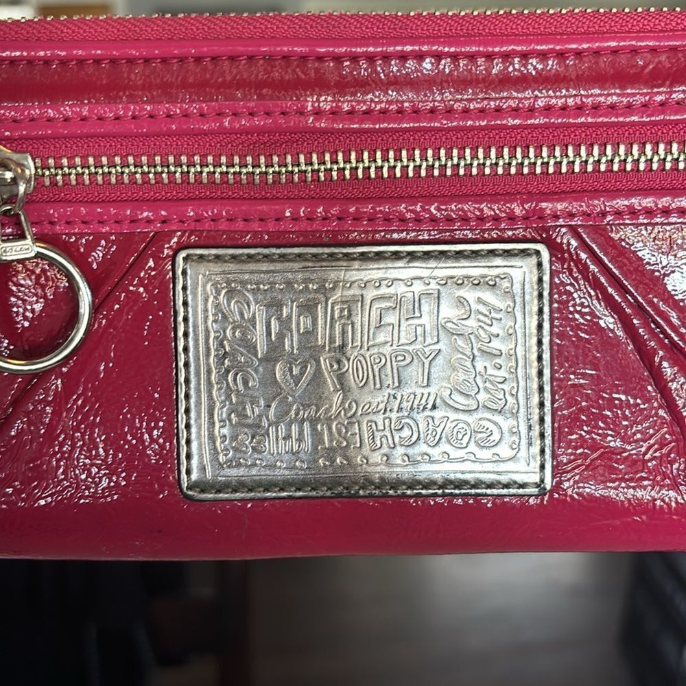 COACH Poppy Collection deep fuchsia wristlet - Picture 3 of 5